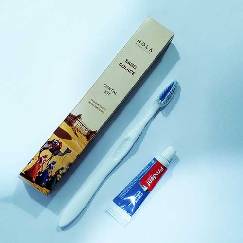 Premium Hotel Dental Kit by HCP Wellness – Leading Hotel Dental Kit Suppliers & Hotel Toiletries Manufacturer.